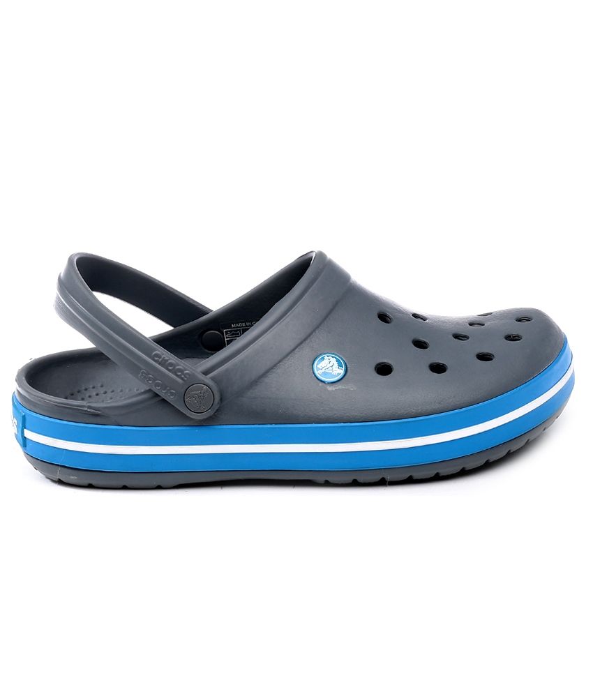 crocs cheap price