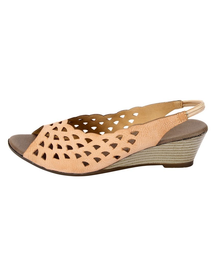 mid wedges