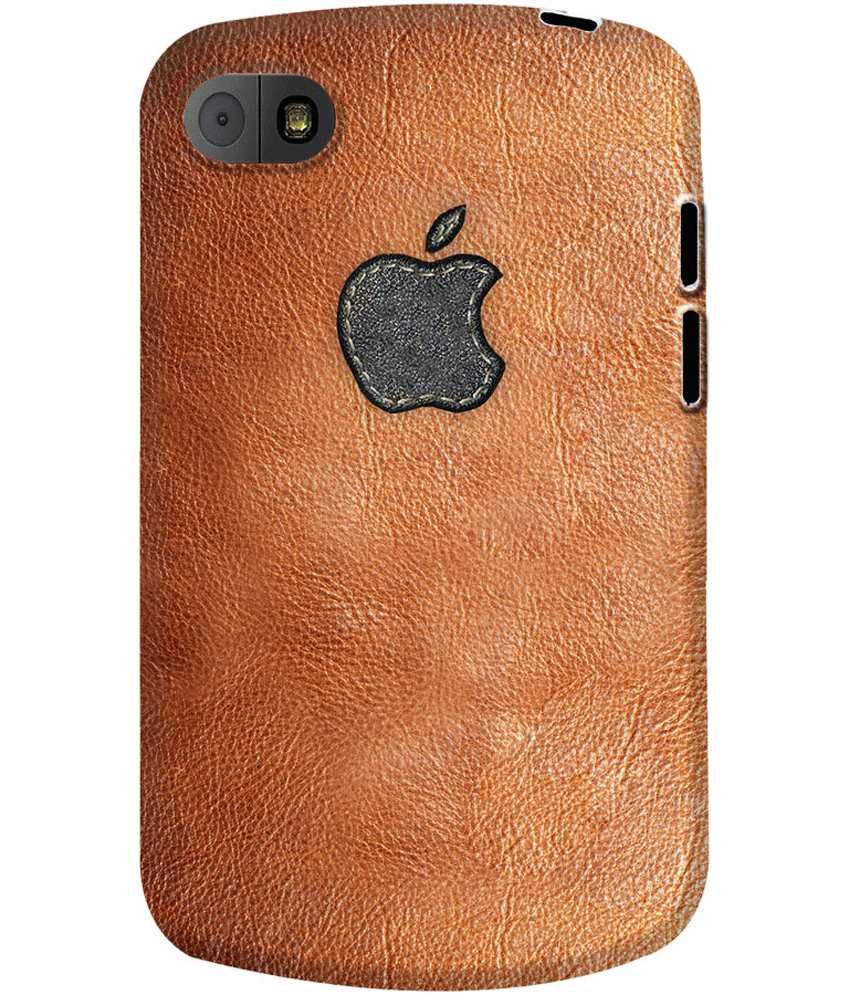 Dailyobjects Apple In Leather Case For Blackberry Q10 Printed Back