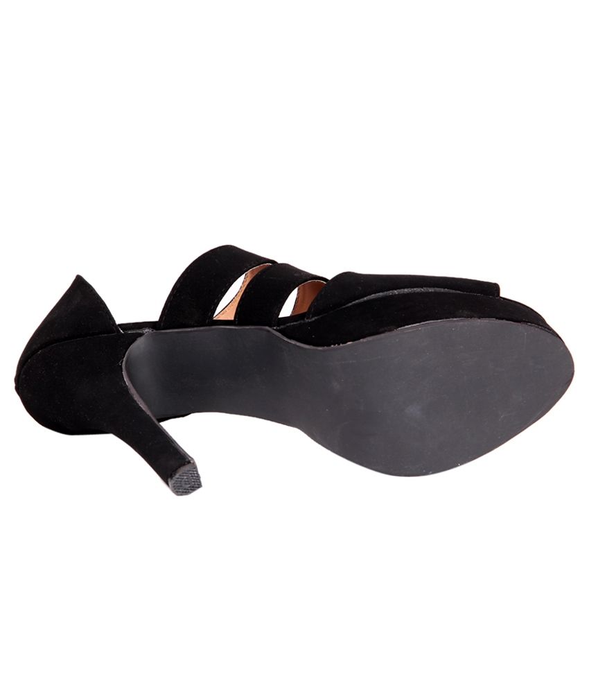 sleek sandals online