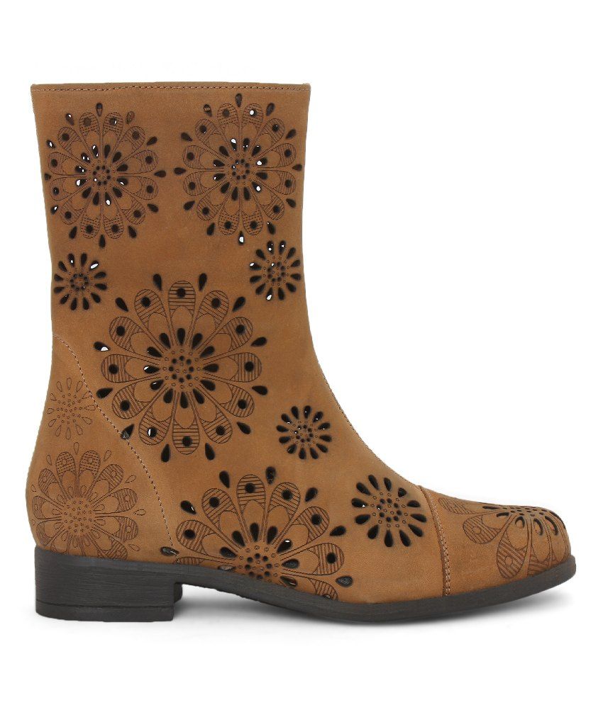 short brown flat boots
