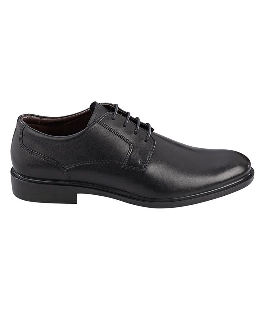 khadims footwear owner name