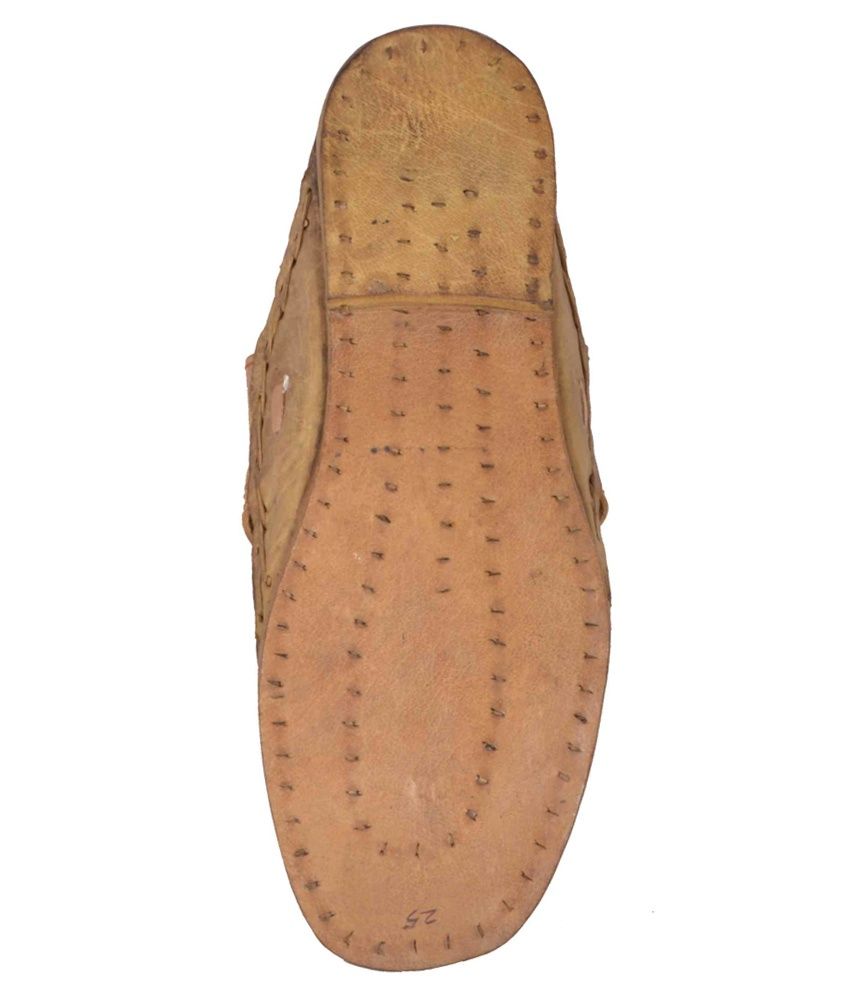 red heels clarks