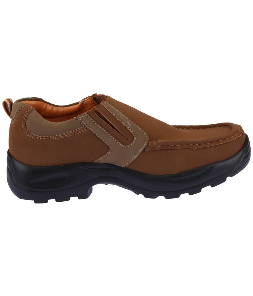 action brown casual shoes