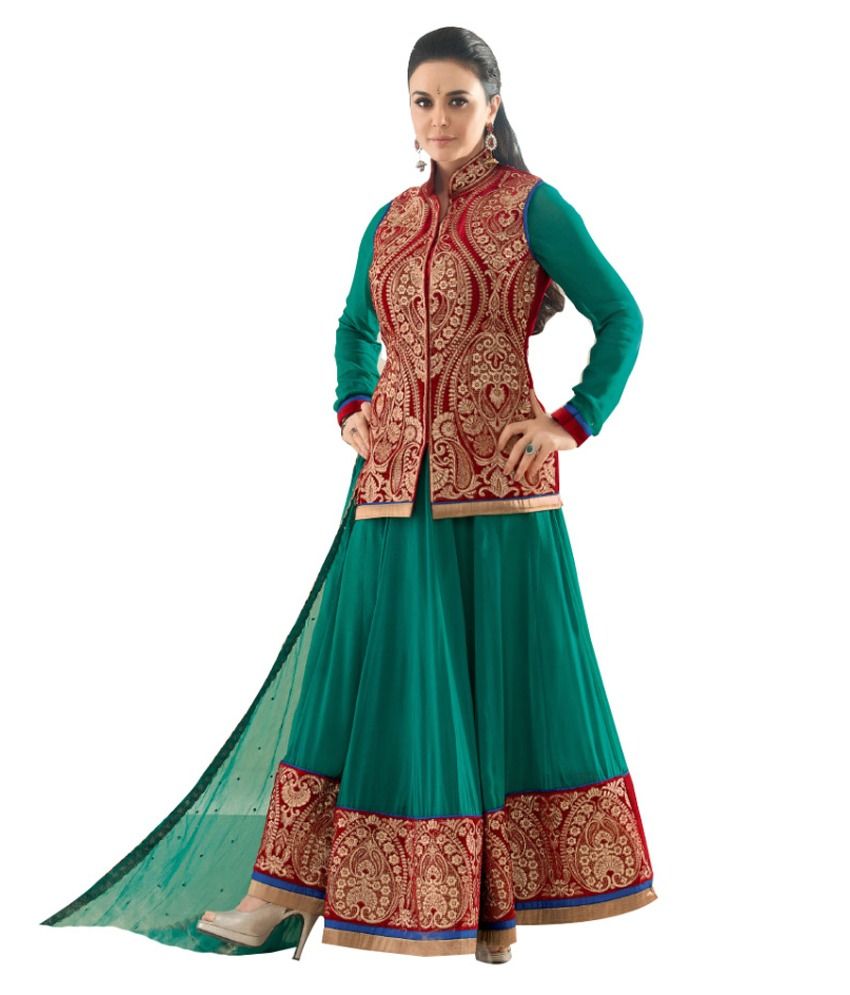 maroon and green outfit