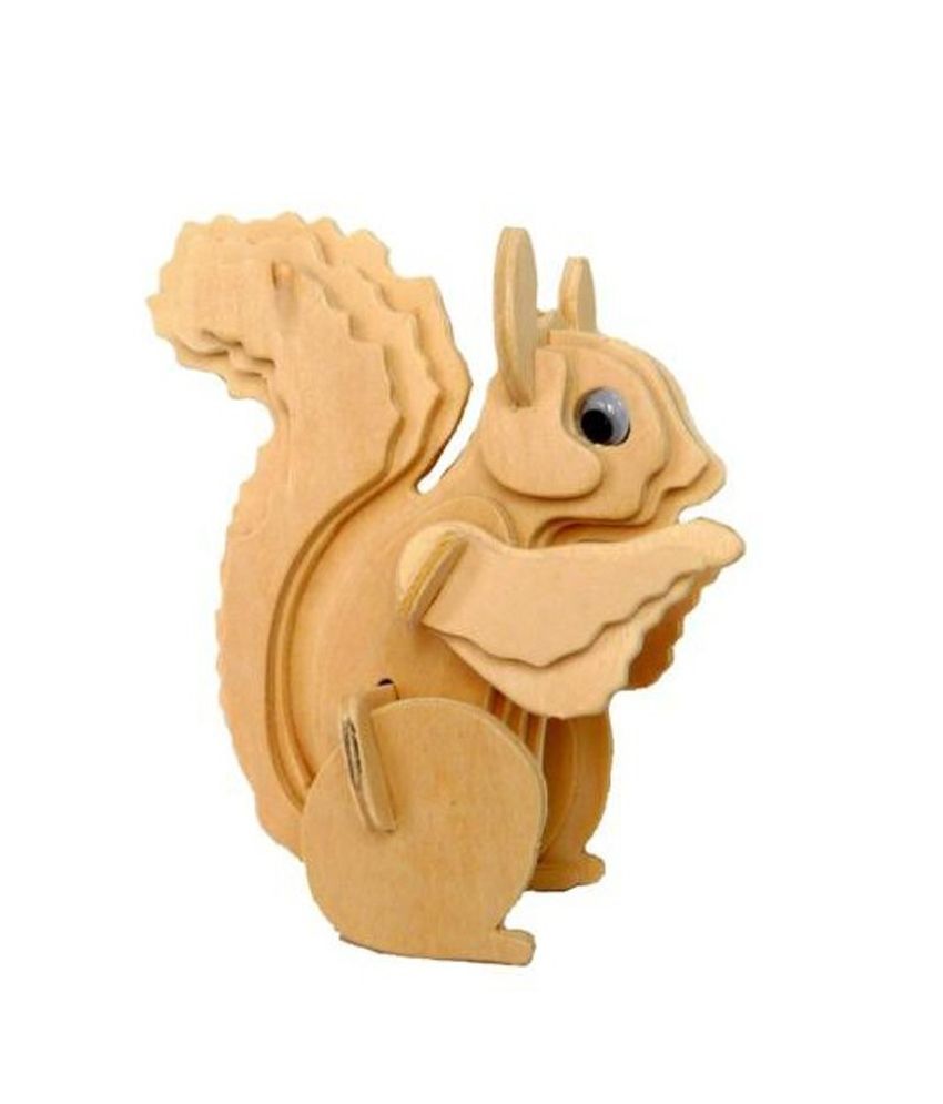 squirrel play wooden building blocks
