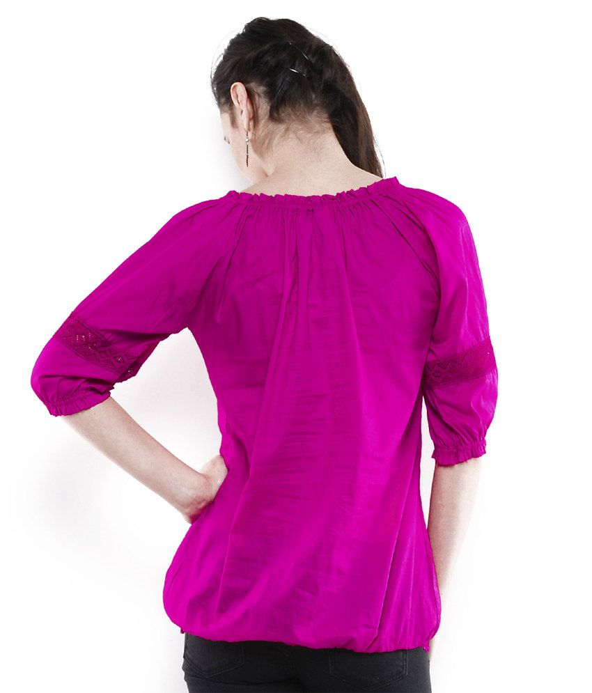 black top round neck
