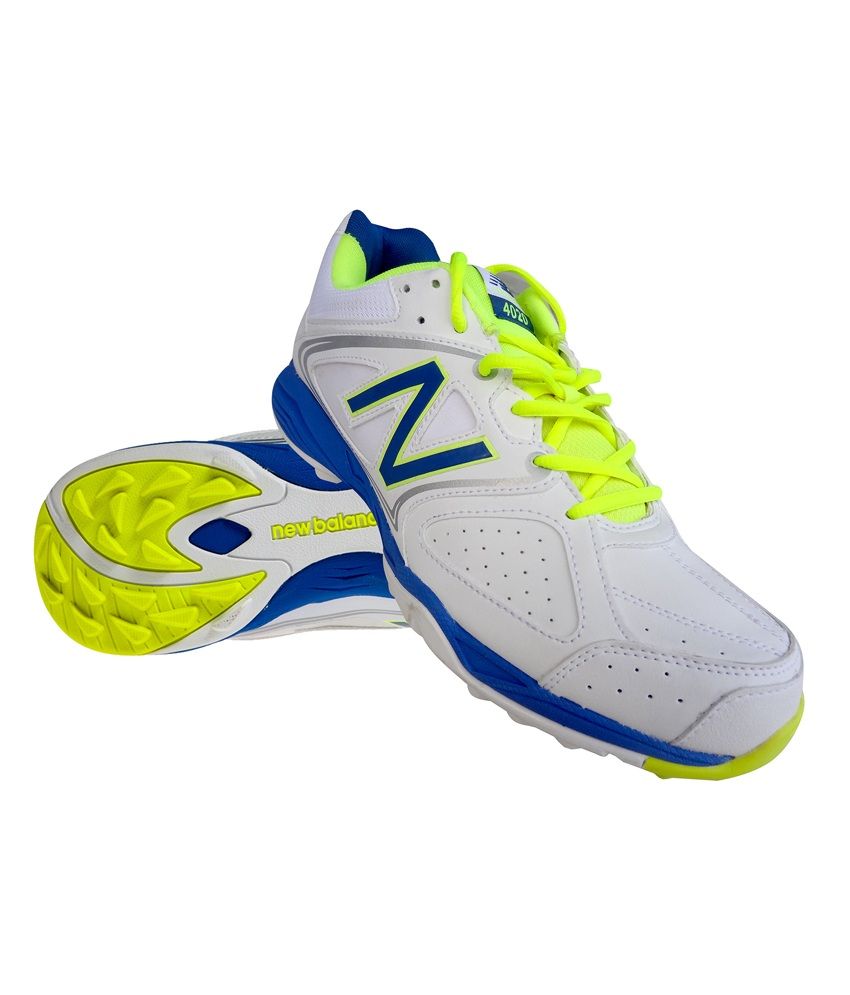 new balance cricket shoes rubber spikes
