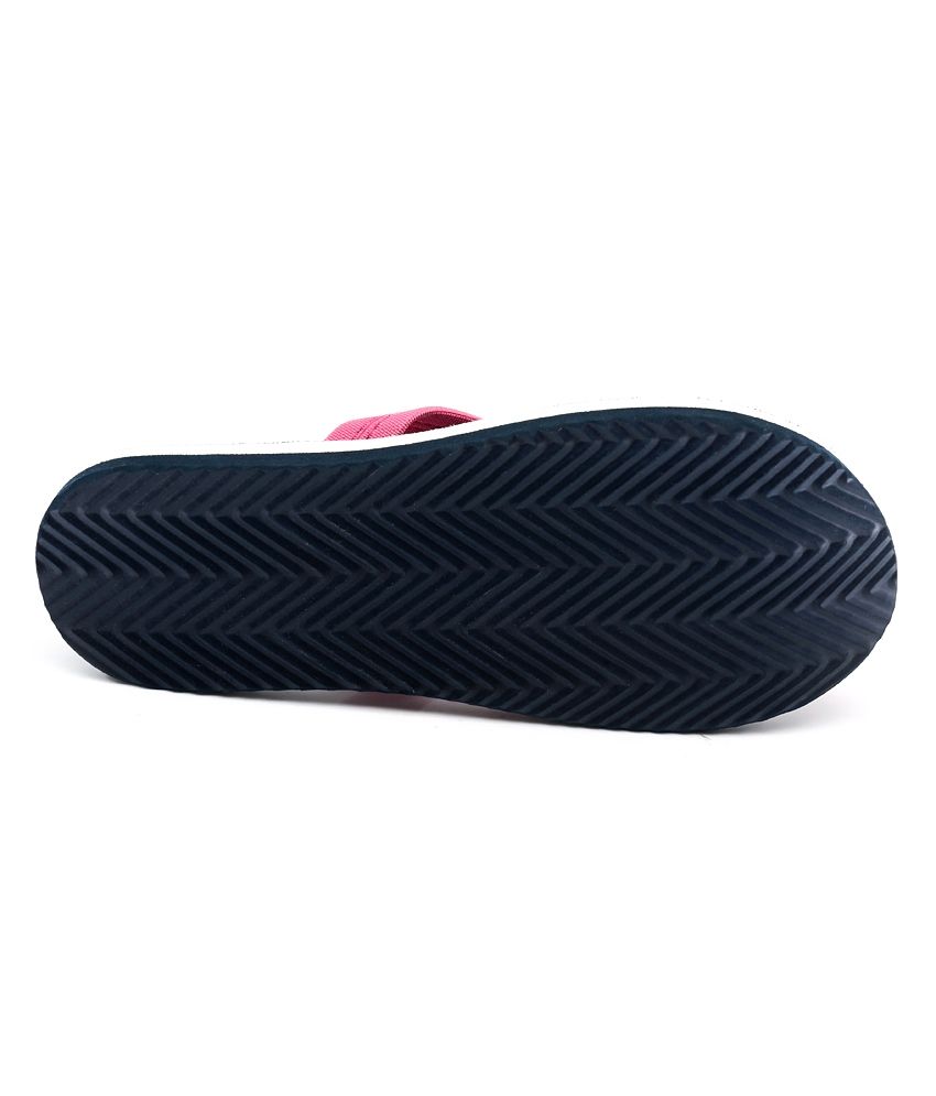 Reebok Pink Slippers Price in India- Buy Reebok Pink Slippers Online at Snapdeal