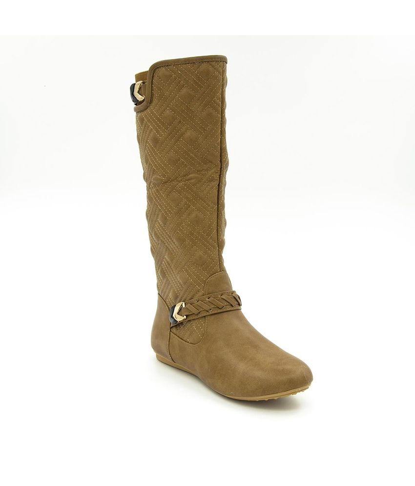Belle Gambe Beige Flat Boots Price in India Buy Belle Gambe Beige Flat