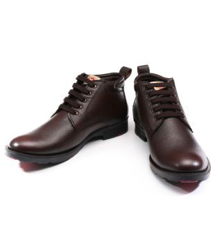 lee cooper boots official website