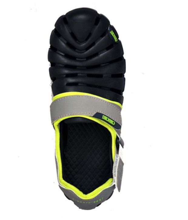 Shoe Mate Black Floater Sandals - Buy Shoe Mate Black Floater Sandals ...