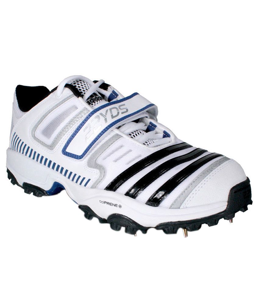 adidas cricket shoes price in india