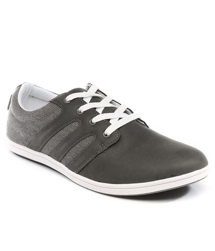 mens grey fila trainers