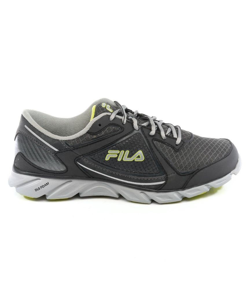 fila sports shoes