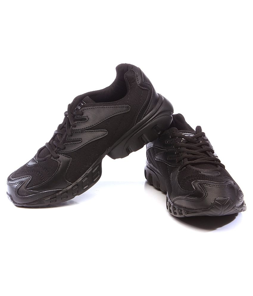 sparx black running shoes
