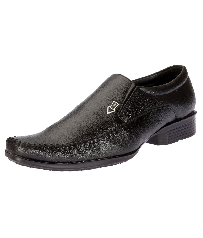 action shoes for mens formal