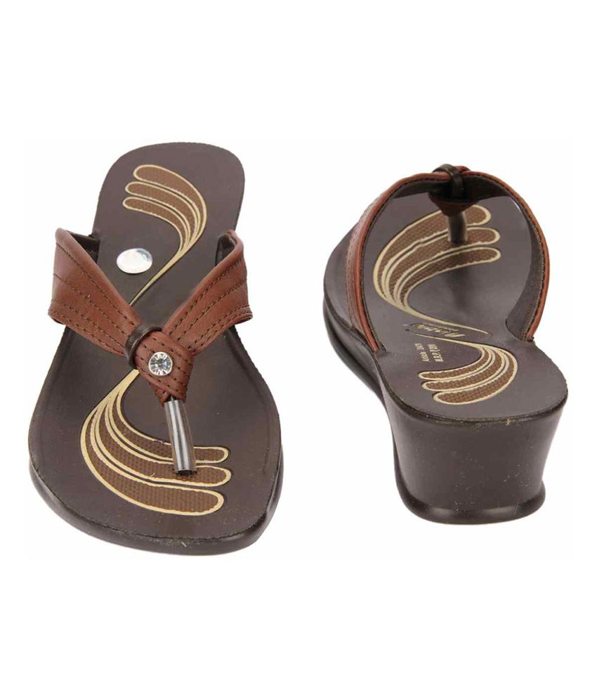 inblu chappal