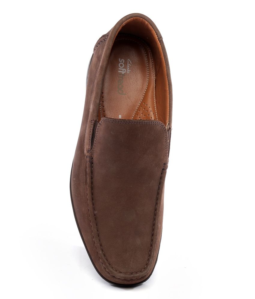 clarks ladies brown shoes