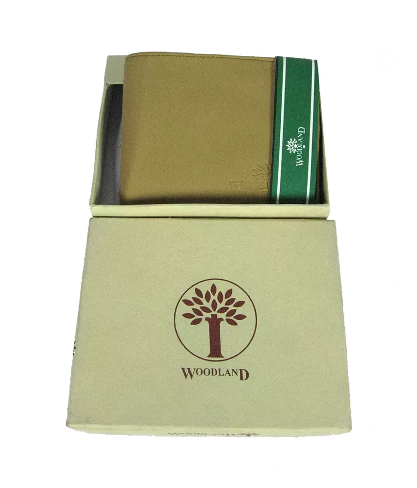 Kanchan's Creation - GENTS LEATHER WALLET - BROWN Now match your way with  personalised wallets that keep all your belongings safe and tidy. Product  Size - 12 X 8.5 cm Product Merits :-