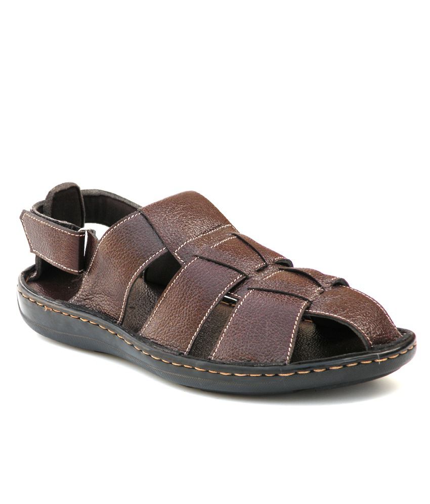 Batty's Brown Leather Daily Wear Sandals For Men Price in India- Buy ...