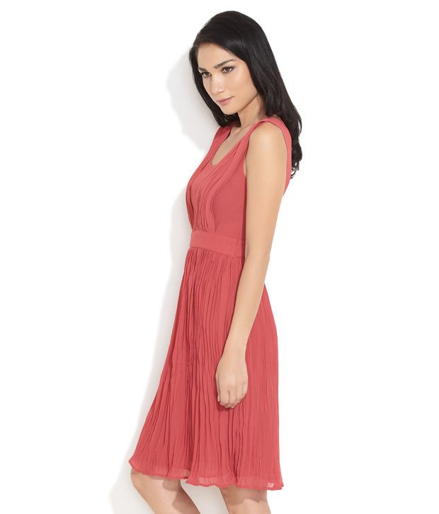 accordion pleats dress