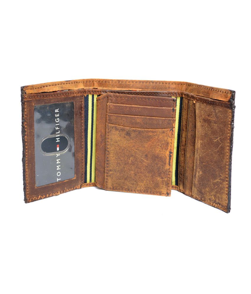 Tommy Hilfiger Brown Leather Casual Men Wallet: Buy Online at Low Price in India - Snapdeal