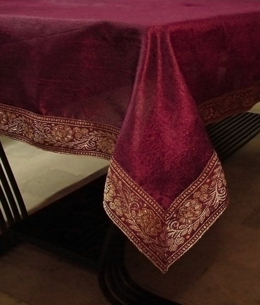     			Home Shine Table Cover In Polydupian With Zari Border Purple Size 40''x60''