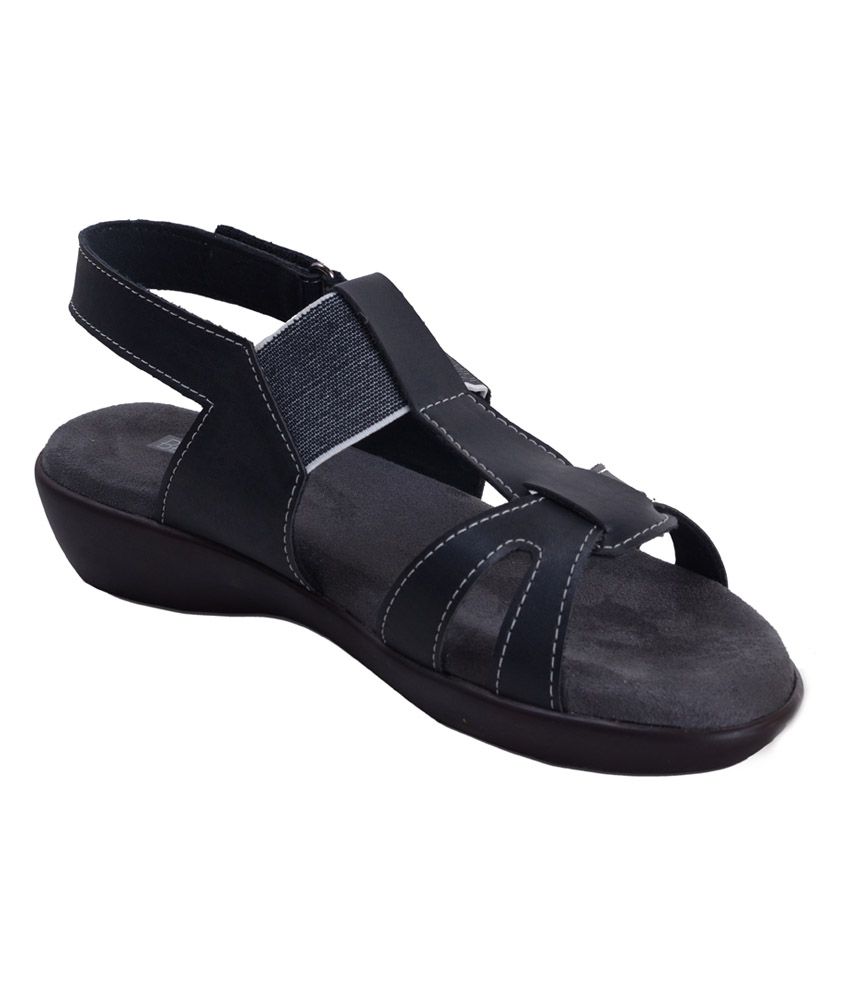 Nutan Black Low Heel Faux Leather Women's Sandels Price in India- Buy ...