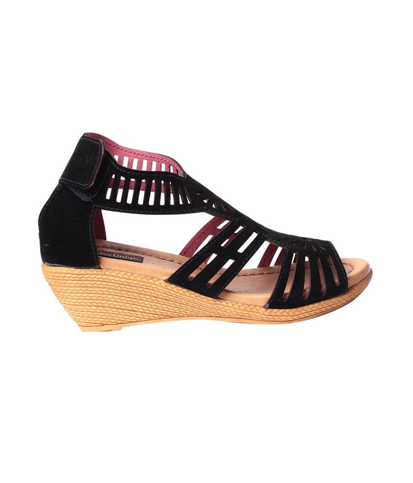 black velvet wedge heels