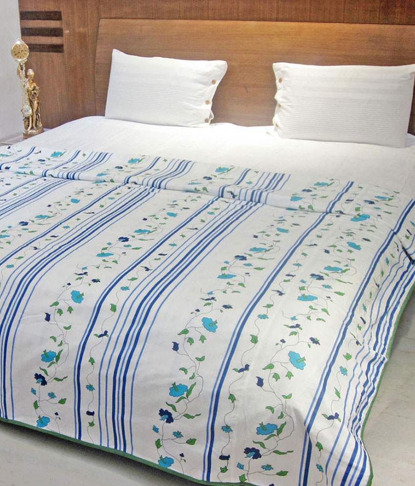 AURAVE Blue Floral Cotton Dohar Buy AURAVE Blue Floral Cotton Dohar