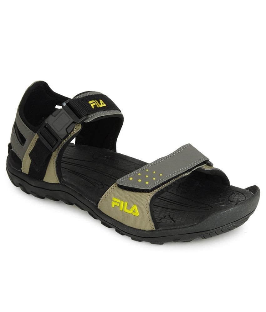 fila sandals & floaters