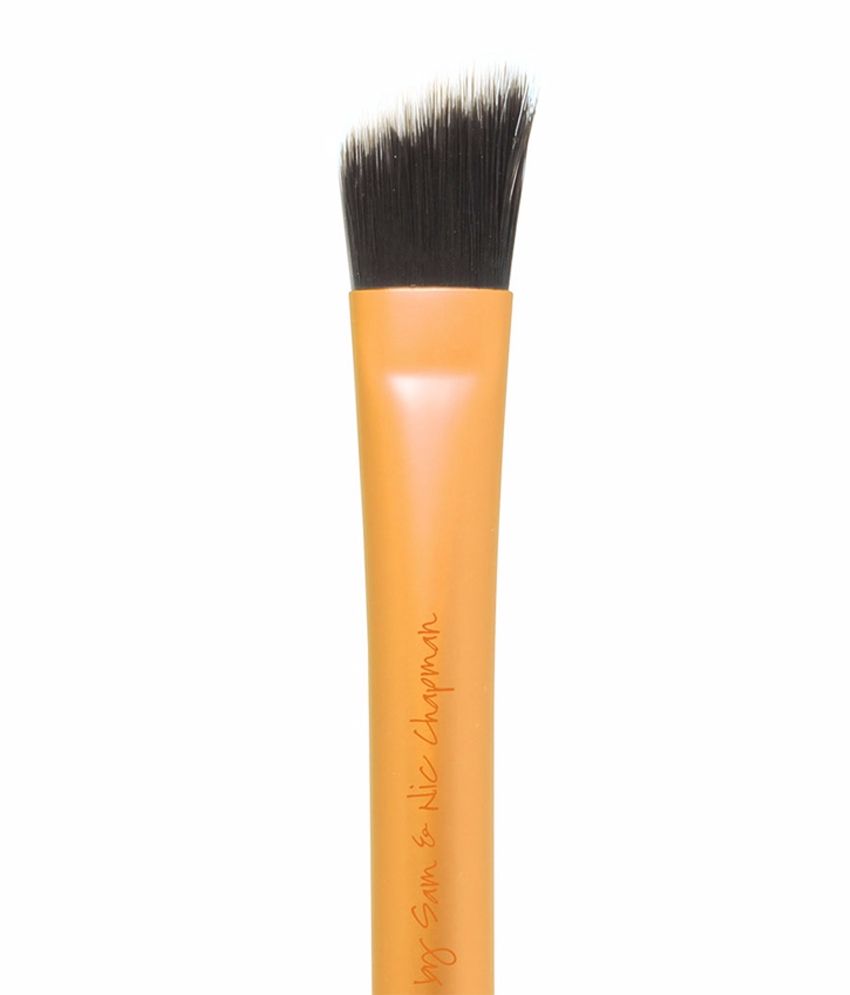 Real Techniques Concealer Brush Buy Real Techniques Concealer Brush at