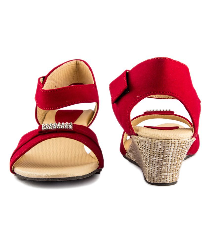 Shoe Street Red Low Heel Daily Wear Sandals For Women Price in India ...