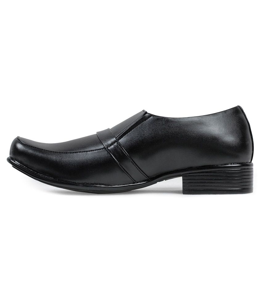 action shoes for mens formal