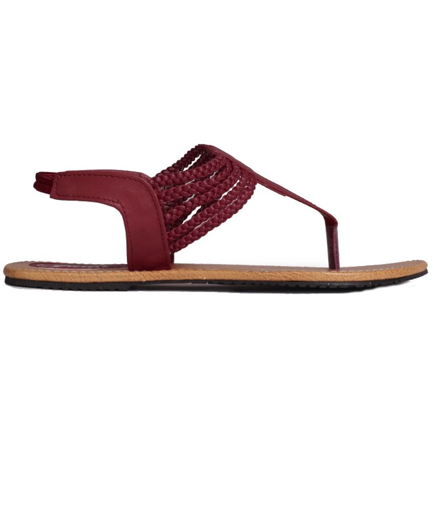chacos 9 wide womens