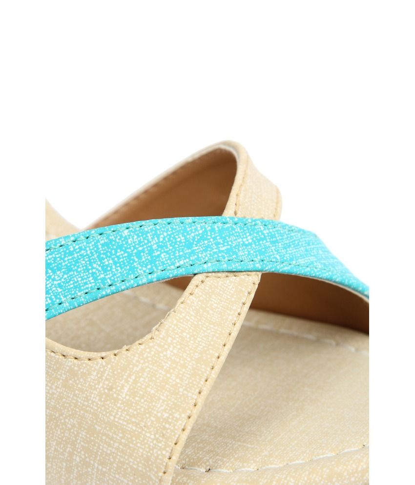 curiozz sandals