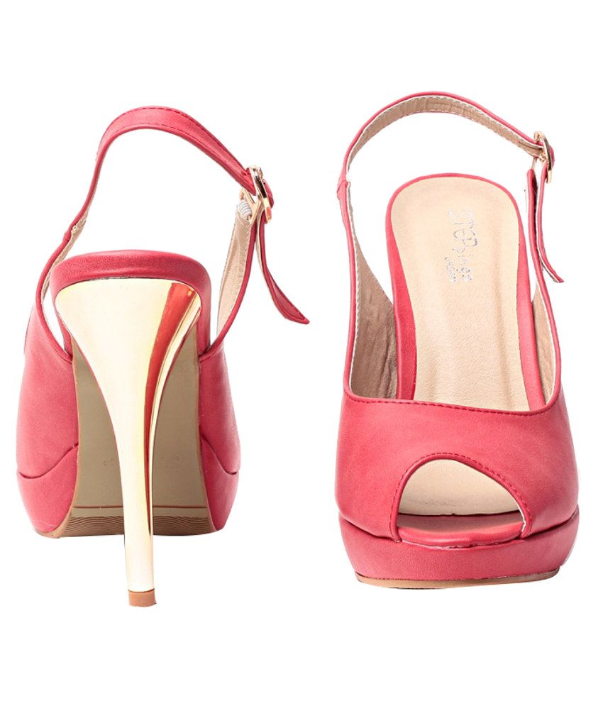trendy red heels