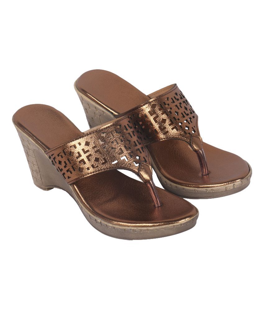 Rialto Wedges Sandal for Women - Brown Price in India- Buy Rialto ...