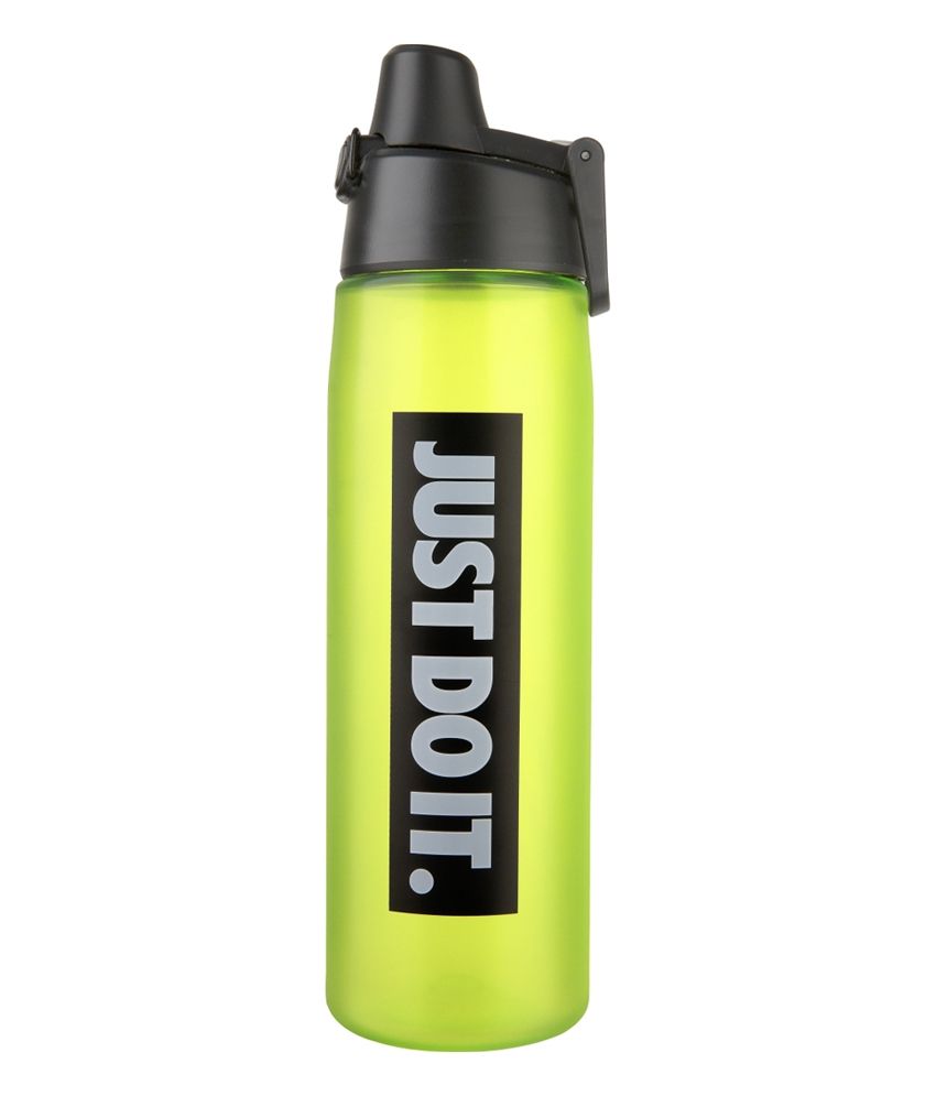 15% OFF on Nike Neon Sipper 710 Ml on Snapdeal
