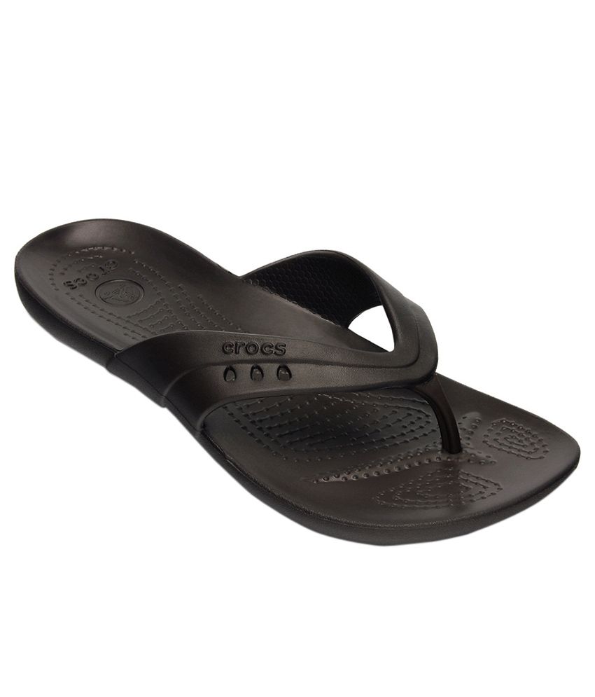 Crocs Black Slippers & Flip Flops Relaxed Fit Price in India- Buy Crocs ...