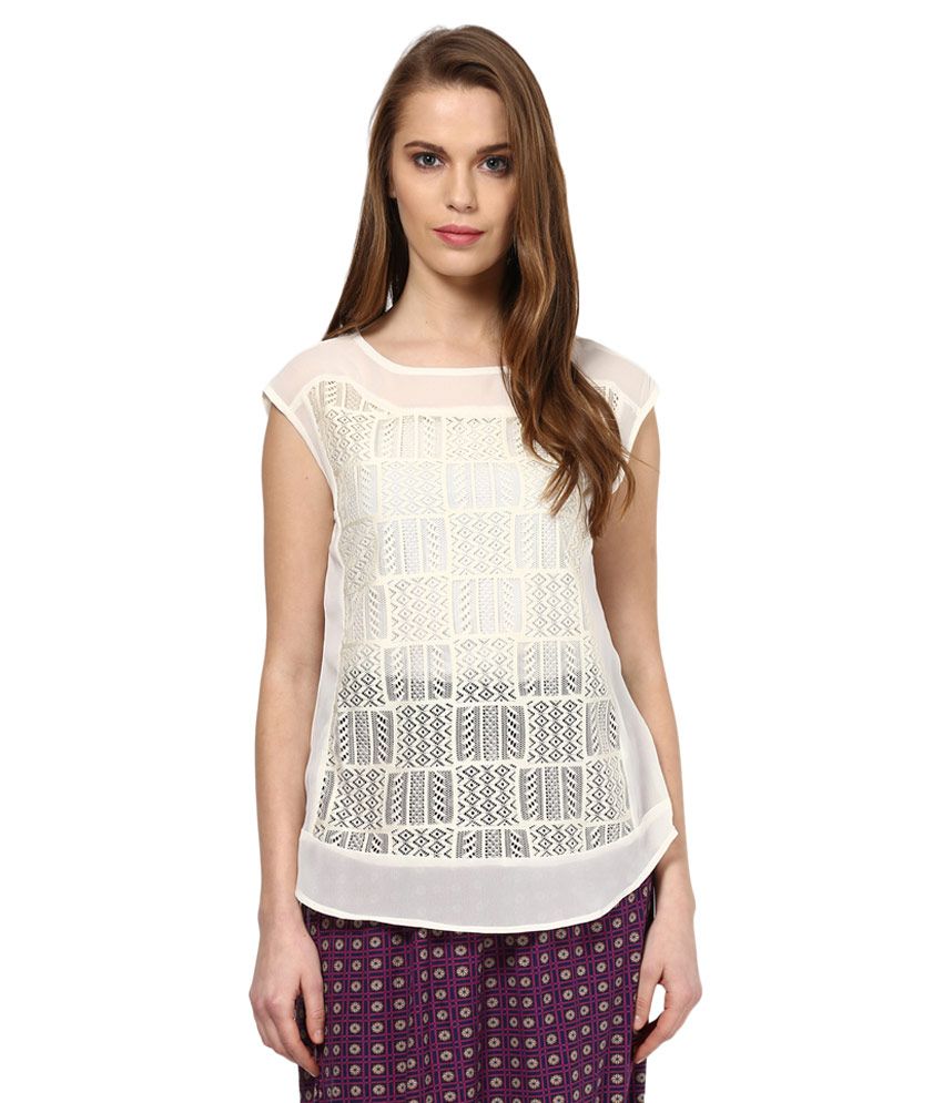 womens beige sleeveless tops