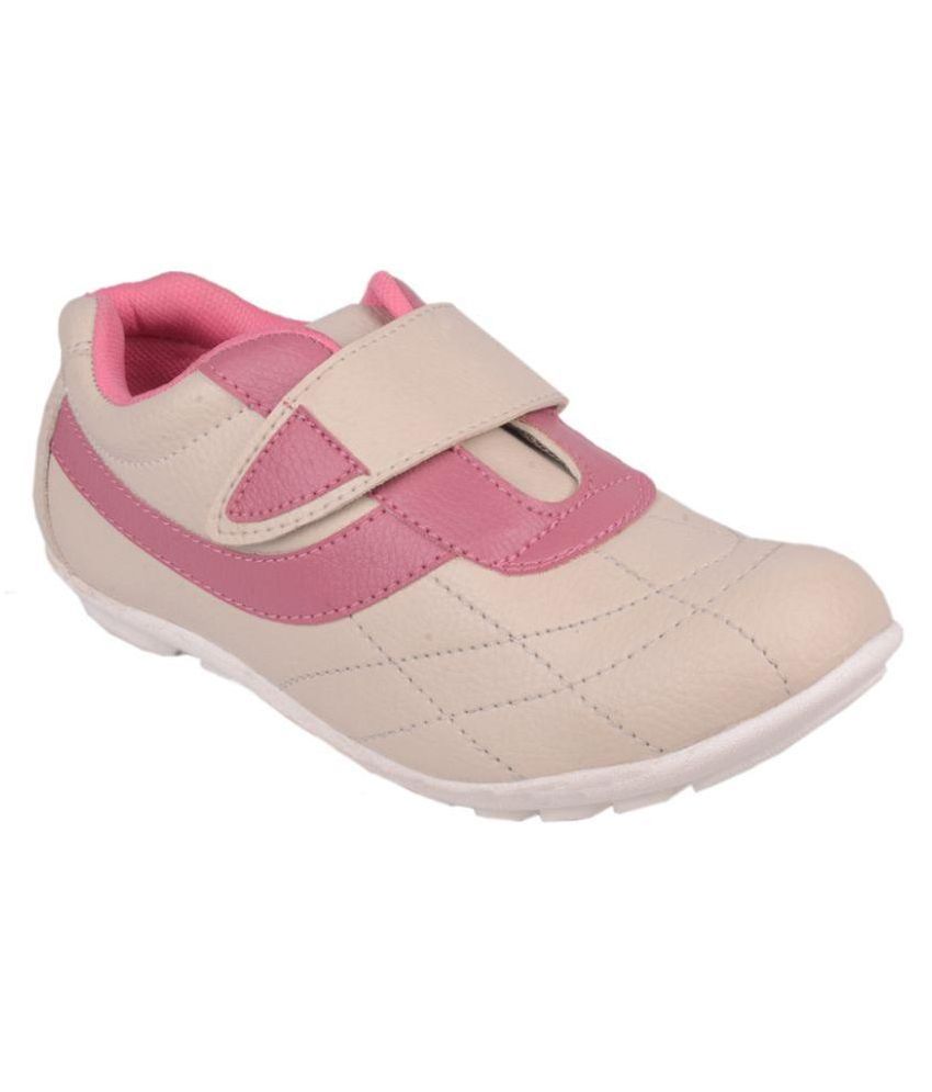 campus discovery beige running shoes