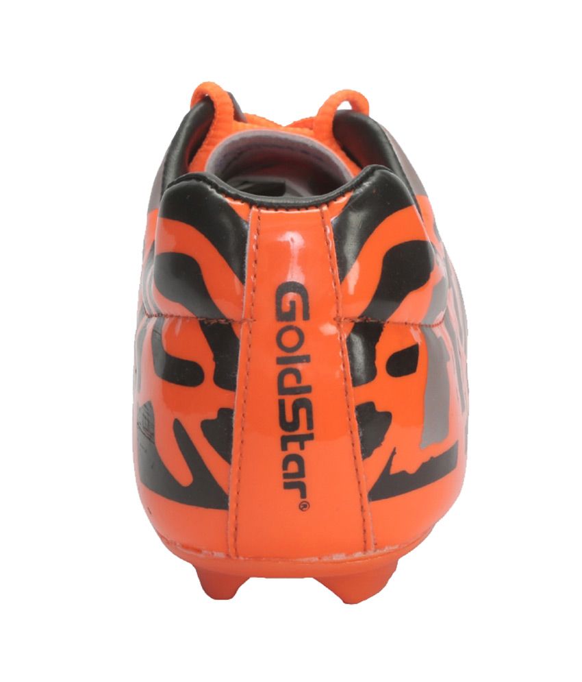 ronaldo orange cleats