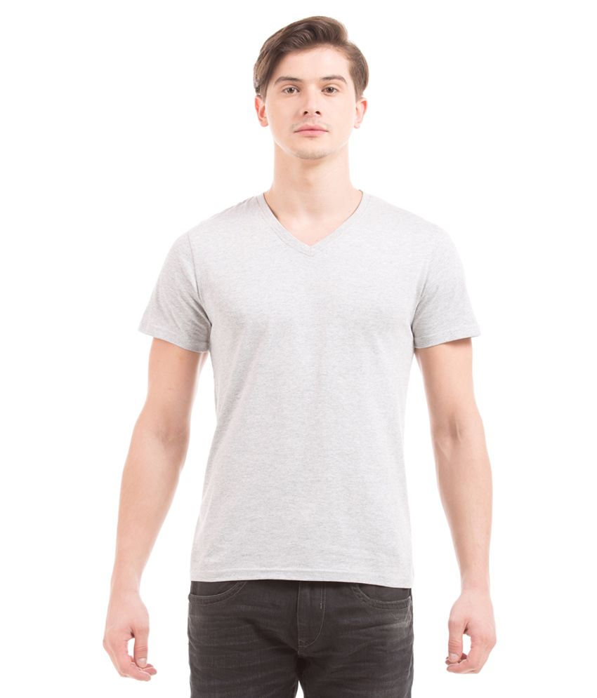 grey v neck shirt