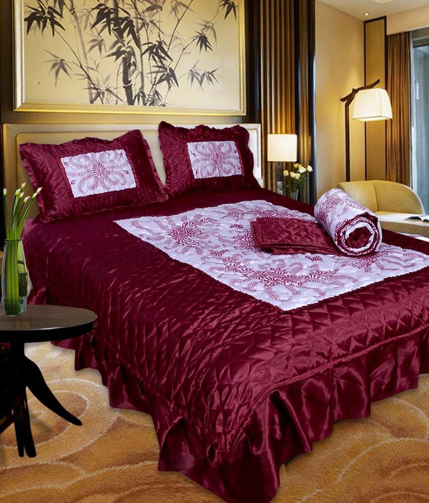 Ooltah Chashma Red Satin Bedding Set - Set Of 4 - Buy ...