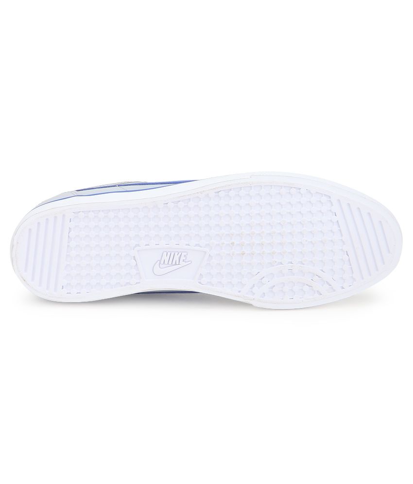 nike capri iii