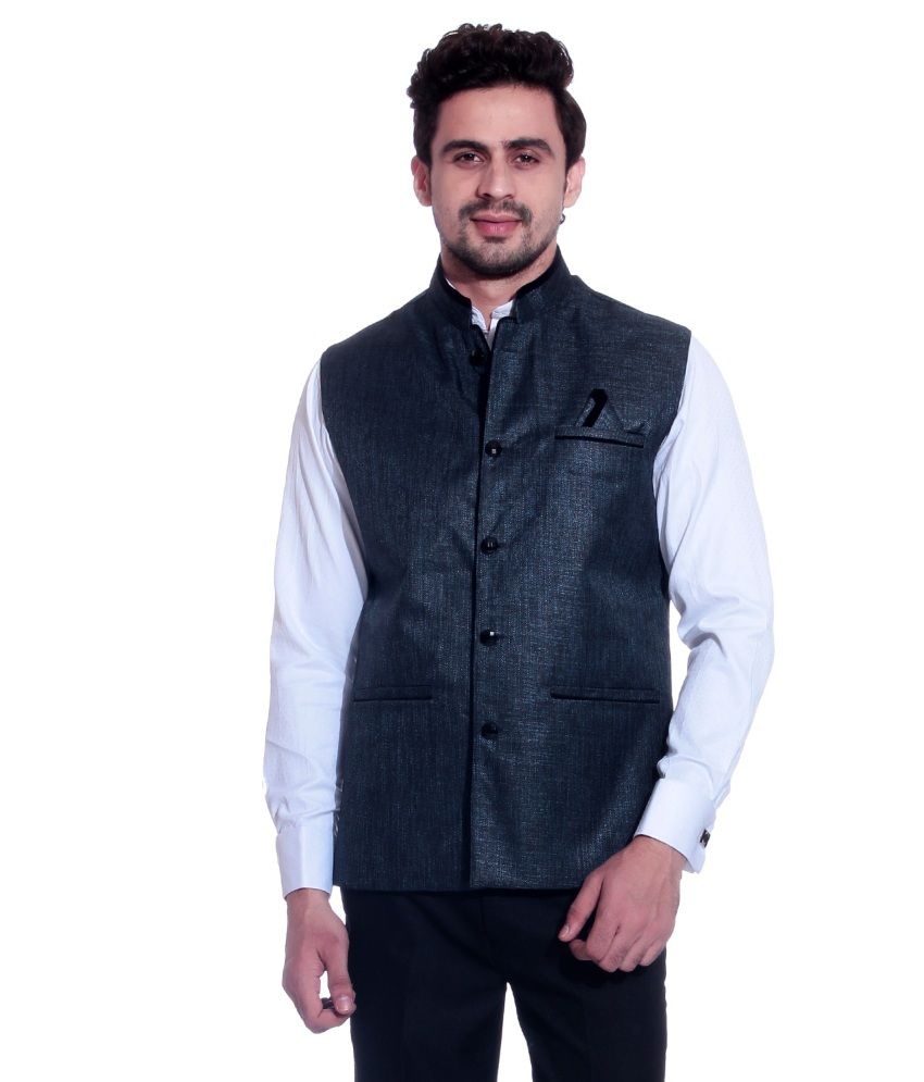 modi jacket with white shirt