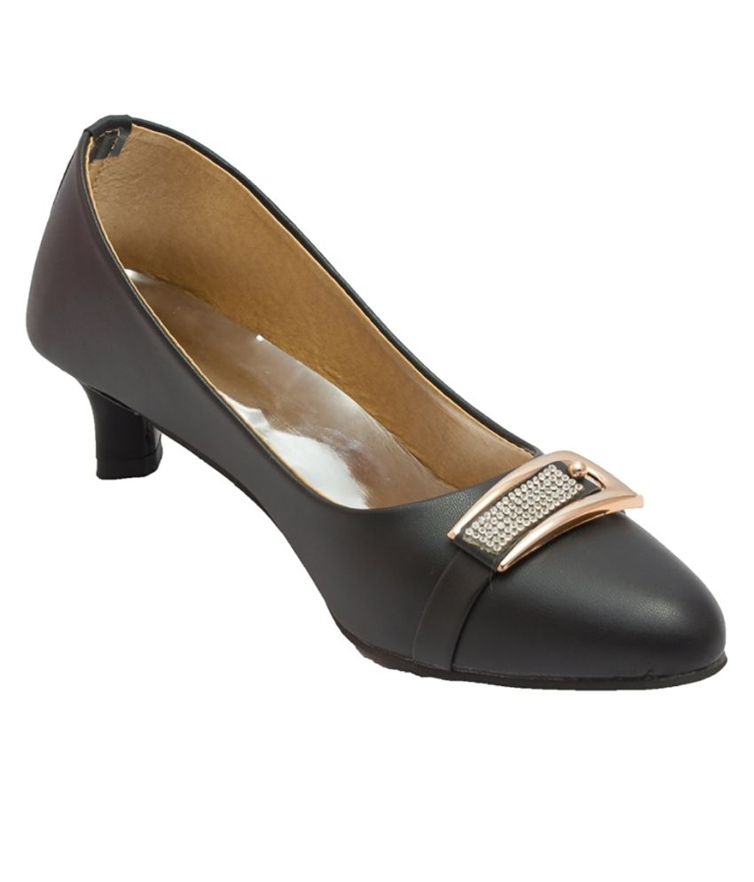 black kitten heel shoes size 8