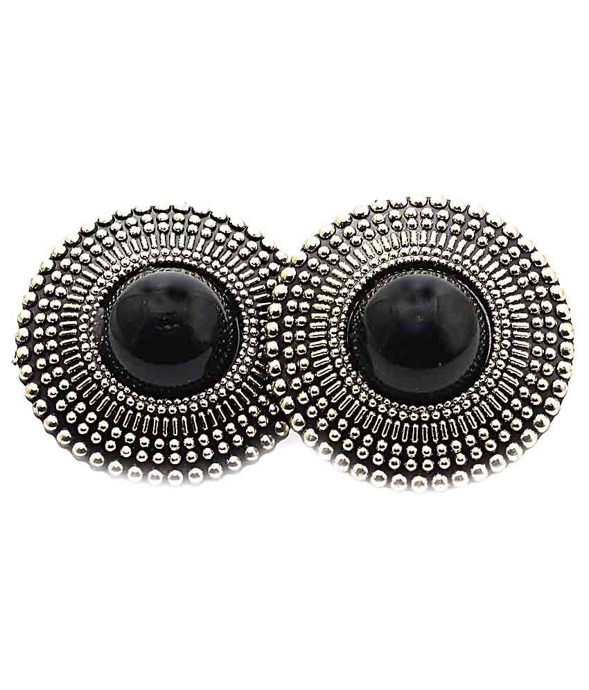 stud black earrings